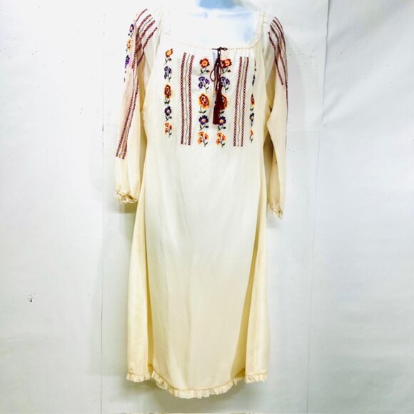 Classic BCBGMAXAZRIA Womens Long  Dress  Silk Ivery Off White Embroidered (#2) - Picture 11 of 12